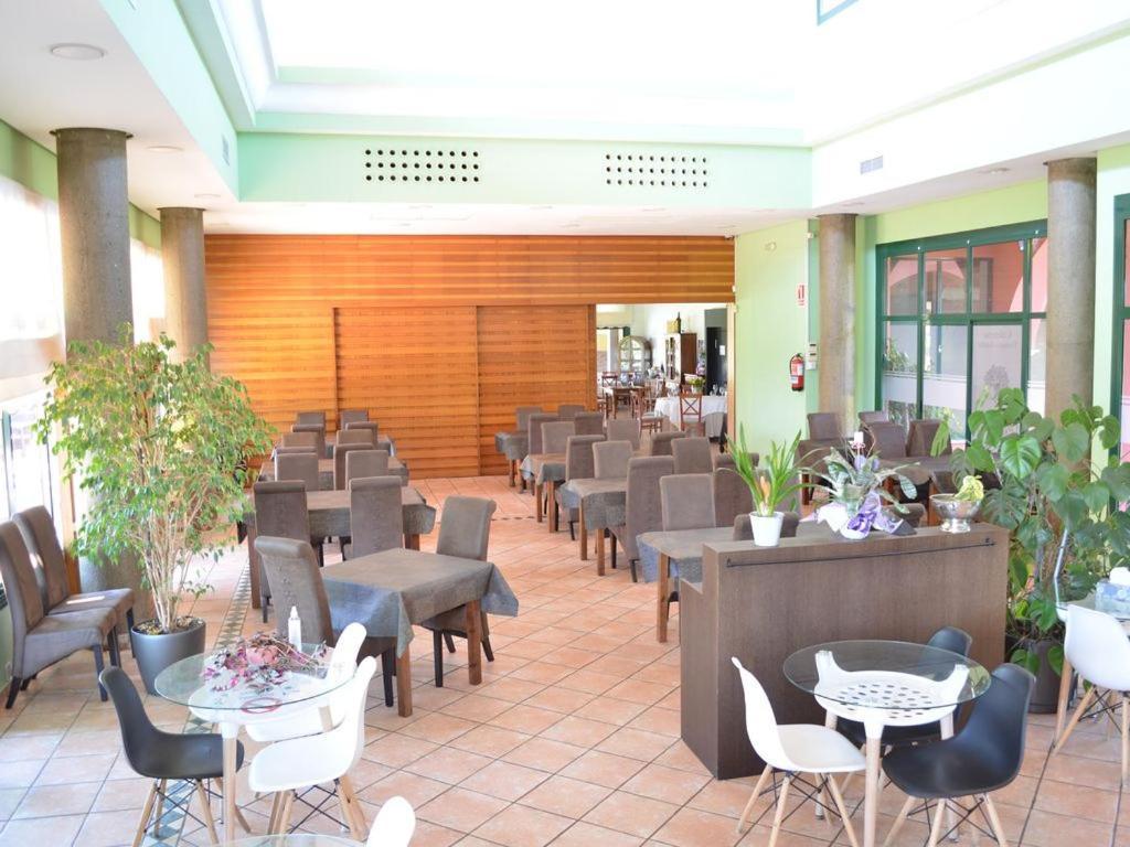 Espectacular Chalet Adosado para Vacaciones en Panorámica Golf Sant Jordi Esterno foto